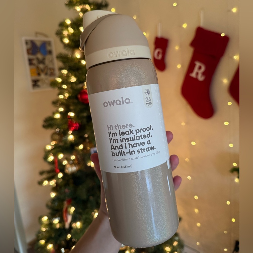 Merry & Bright Owala - Holiday Limited Edition